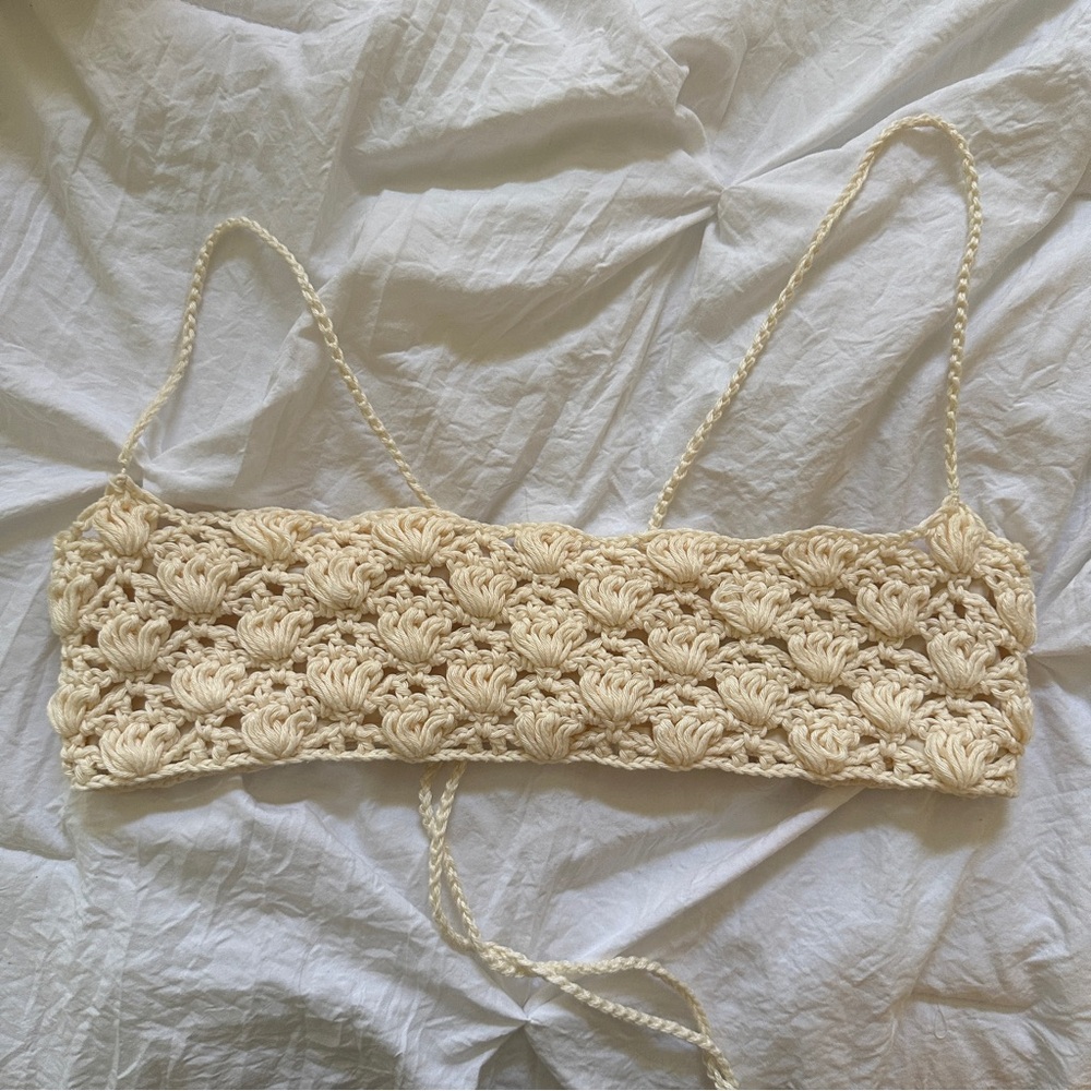Eiko Ai Stella Shell Bralette in Pearl